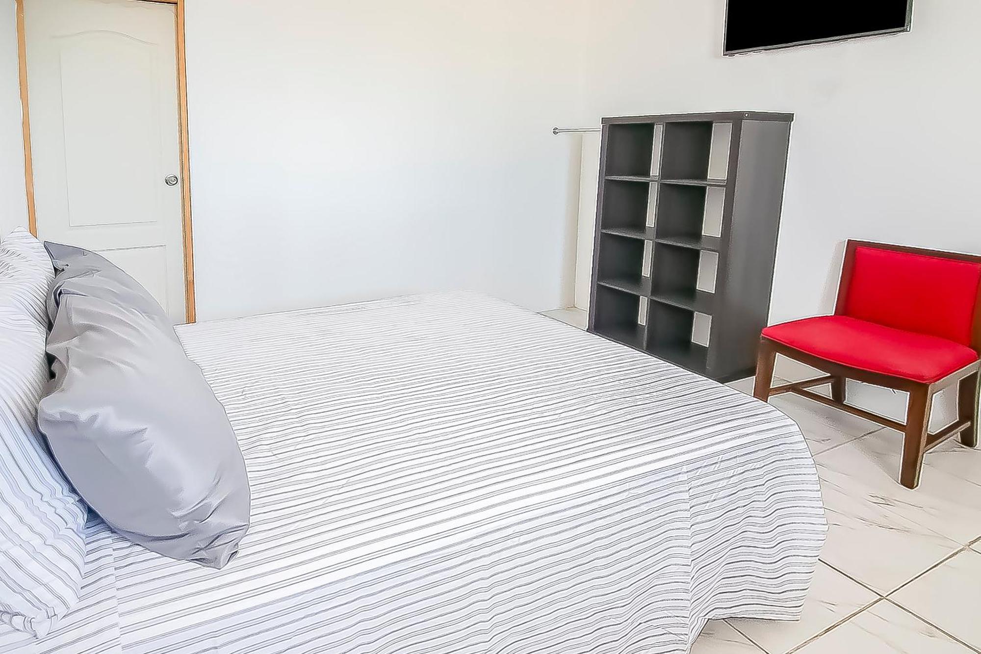 Oyo Hotel Plaza Las Torres, Cabo San Lucas Ngoại thất bức ảnh